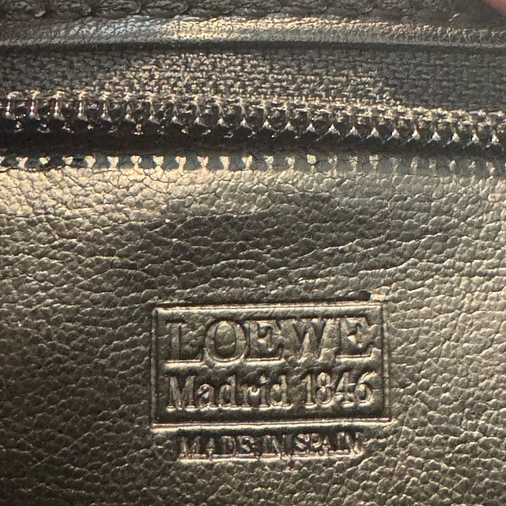 Authentic Loewe Black Leather clutch Bag with Minimalist Design - Picture 8 of 11